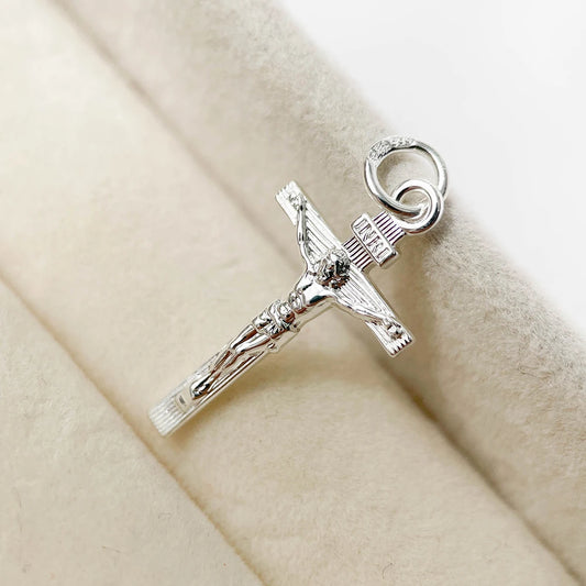 Cross Pendant Necklace - 8 - js | ONEFY.SHOP